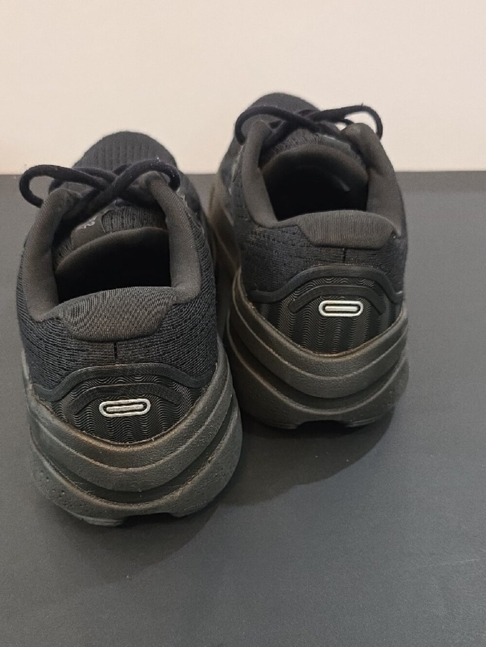 Brooks Ghost MAX 2 Women's Black Athletic Running Shoes Size 8 - Picture 6 of 10